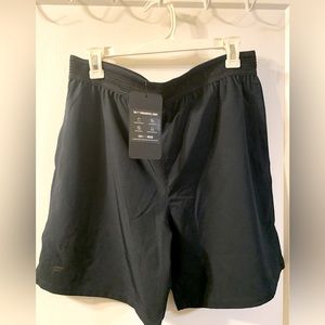 Fabletics The Fundamental Short, 7 inch, size L